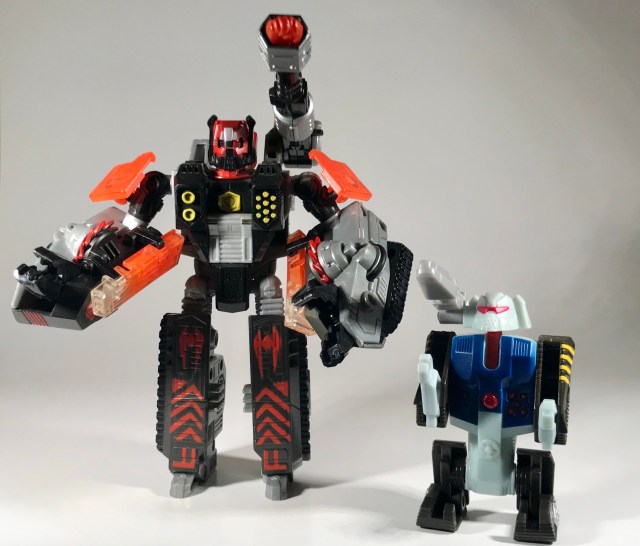 2000 Transformers Beast Machines McDonald’s Happy Meal Tankor with original Tankor