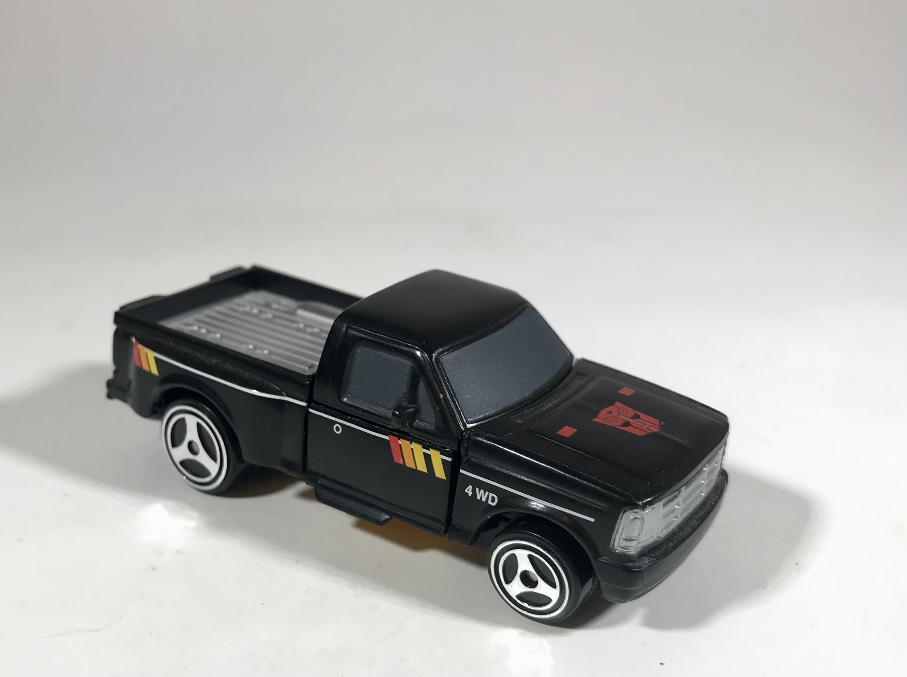 2004 Transformers Universe Spychangers Ironhide