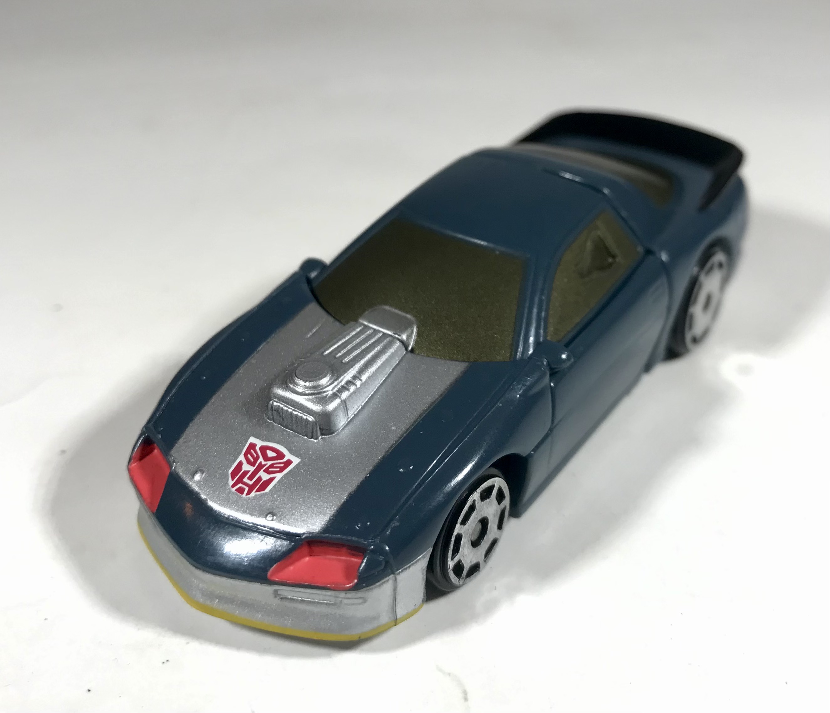 2004 Transformers Universe Spychangers Silverstreak