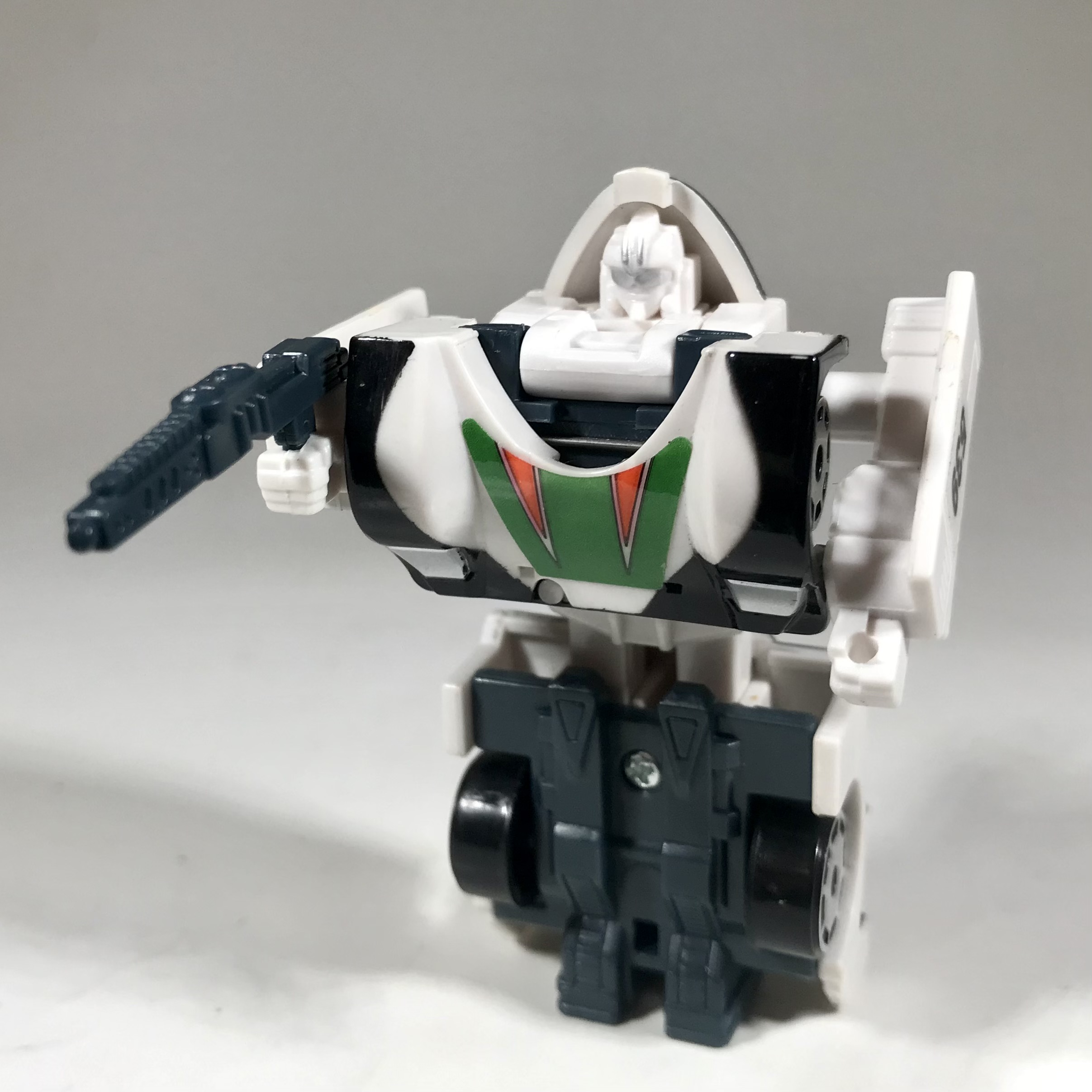 2004 Transformers Universe Spychangers Wheeljack