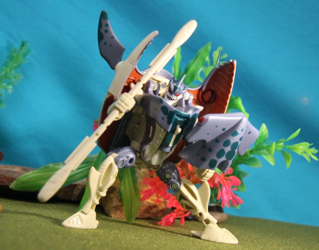 1997 Transformers Beast Wars Cybershark