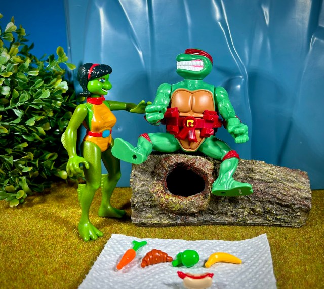 2023 Teenage Mutant Ninja Turtles Storage Shell Raphael