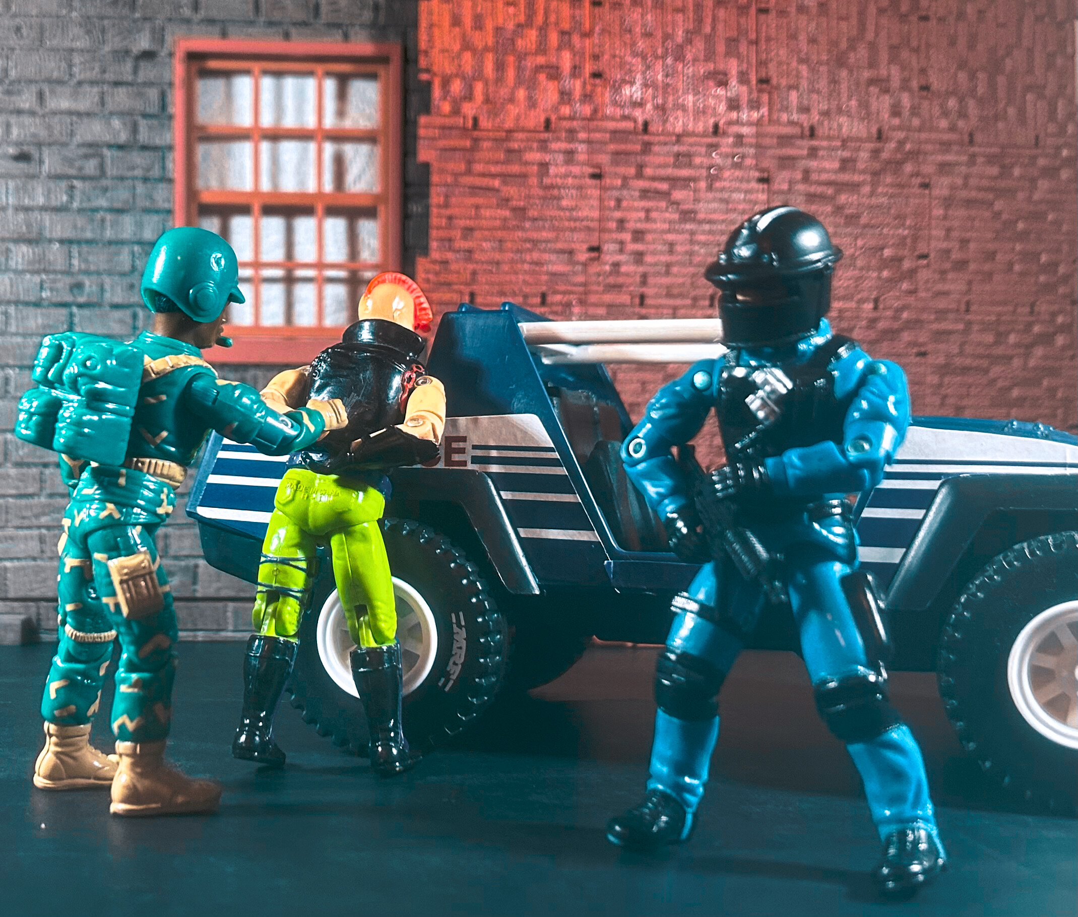1993 GI Joe Zartan (Ninja Force) being arrested by Bullet Proof and Shockwave