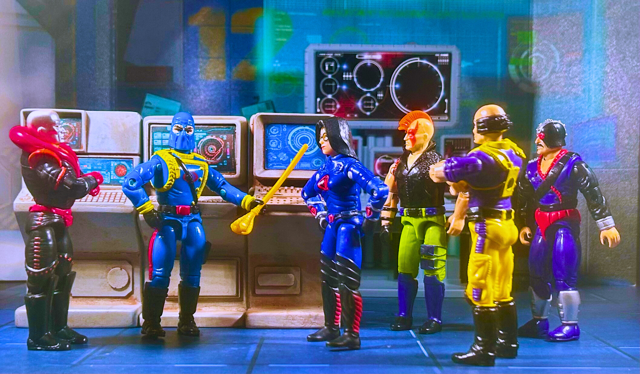 1993 GI Joe Zartan (Ninja Force) in a command center with Cobra Commander, Baroness, Destro, Dr. Mindbender, and Major Bludd. CC is explaining something.