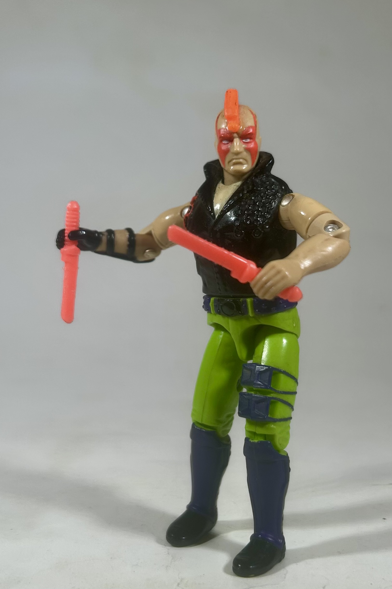 1993 GI Joe Zartan (Ninja Force) equipped with daggers